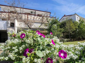 Apartment in Starigrad With Terrace