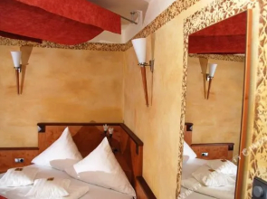 Hotel Wallhall