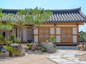 Gyeongju Hanok1st