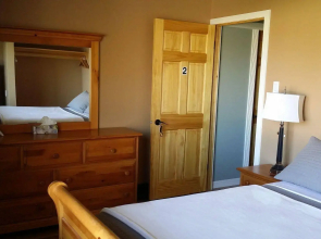 Eileen's Bed & Breakfast - Guest House