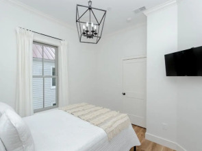 Guesthouse Charleston WEST 242 B