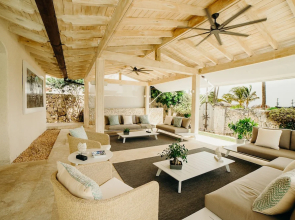 Residence by G Villa Long Beach