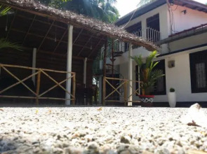 Black and White Resort