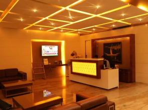 Hotel Kaweri Palace By Wb Inn