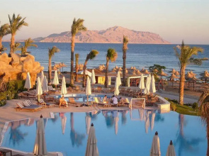 Melia Sinai
