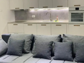 Apartment Green Gold