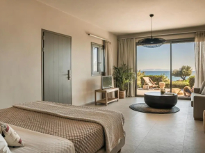 Argilos suite-Grand Blue Beach Residence