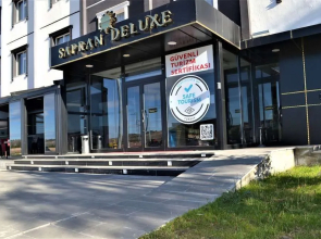 Sapran Deluxe Hotel
