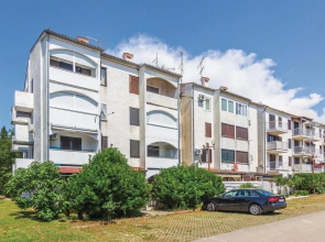 Beautiful Home in Cervar Porat With Wifi and 2 Bedrooms