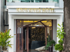Nou's River Hotel