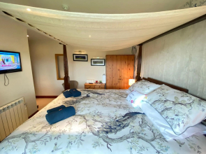Lake District romantic get away in 1 acre gardens off M6