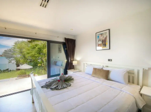 Beachfront Pool Villa Seaview V231