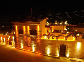 Avanos Suites