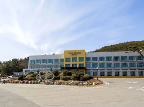 Pine Beach Hotel