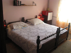 Apartment & Rooms House with Garden