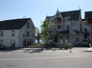 Thon Hotel Sandven