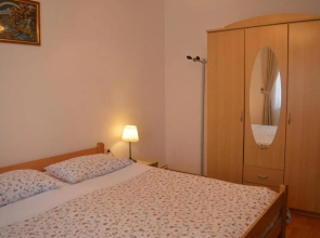 Rooms & Apartments Kvasić