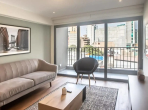 w Perfect 2BR With Balcony in Miraflores