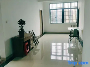 Ledong Yefeng Homestay