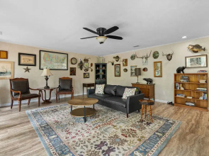 Cosby Mountain Lodge 4 Bedroom Home