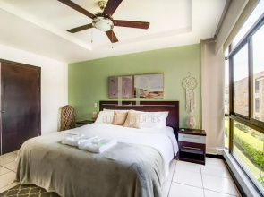 Modern 2 bed APT complex Pool,Tennis,Gym,FreeWiFi