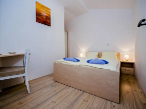 Apartments And Room Marko
