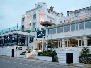 Camlik 87 Hotel Ayvalik