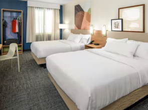 Spark by Hilton Louisville Airport