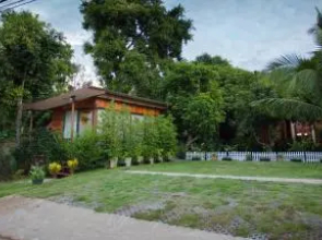 Romyen House