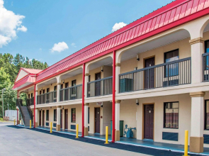 Econo Lodge Richmond Hill