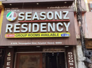 4 Seasonz Residency