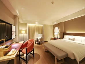 Jiangwan Cultural Tourism Hotel (Sanjiang Fengyu Bridge)