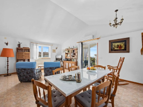 Apartment Tedi with Sea View