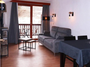 Appartement Les Orres, 2 pièces, 4 personnes - FR-1-322-38