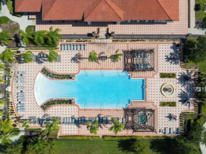 Lake View Getaway: Pool, Game Room, Theming!