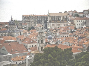 Apartment & Rooms House with Garden