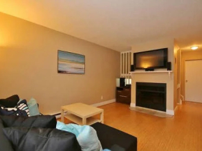 LM Stays -Near Airport & Golf & Shopping