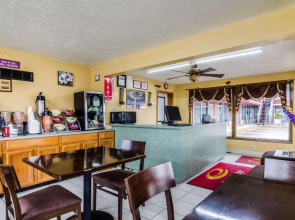 Econo Lodge
