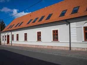 Kossuth Apartmanhaz