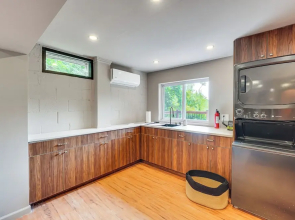 Game Room & Yard: Mid-century Modern Kingston Home
