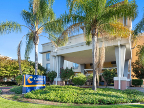 Comfort Suites Vacaville-Napa Valley Area