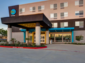 Tru by Hilton Grand Prairie
