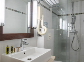 Hotel Saint Honore 85