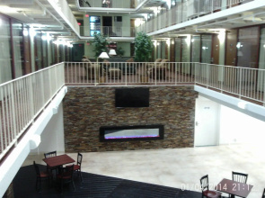 5th Avenue Inn and Suites