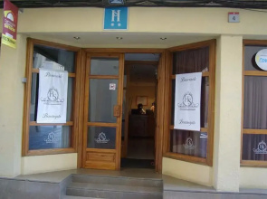 Hostal Sayola