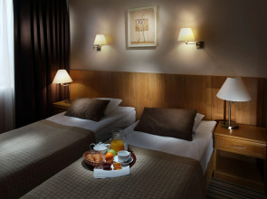 Премьер Отель Русь