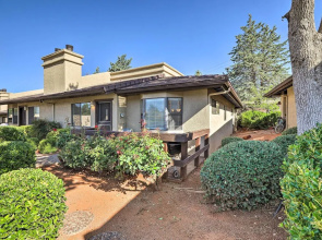 16 Mi to Red Rock State Park: Sedona Condo!