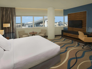 DoubleTree by Hilton Hotel and Residences Dubai Al Barsha