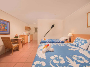 Moana Sands Beachfront Hotel
