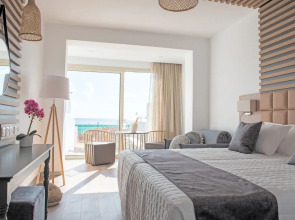 Piere Anne Beach Hotel